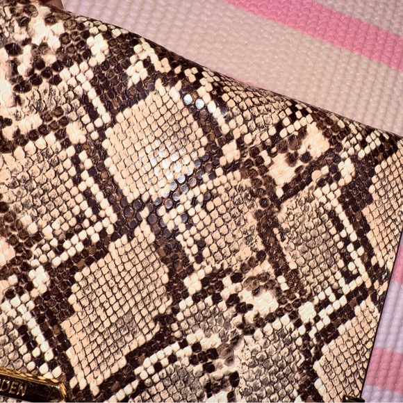 Steve Madden Brown Snakeskin Clutch - Picture 5 of 12